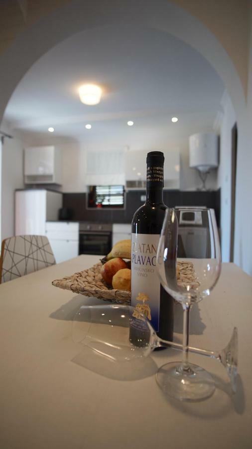 Apartmani Laura Trogir Kültér fotó