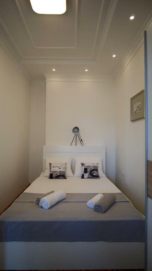 Apartmani Laura Trogir Kültér fotó