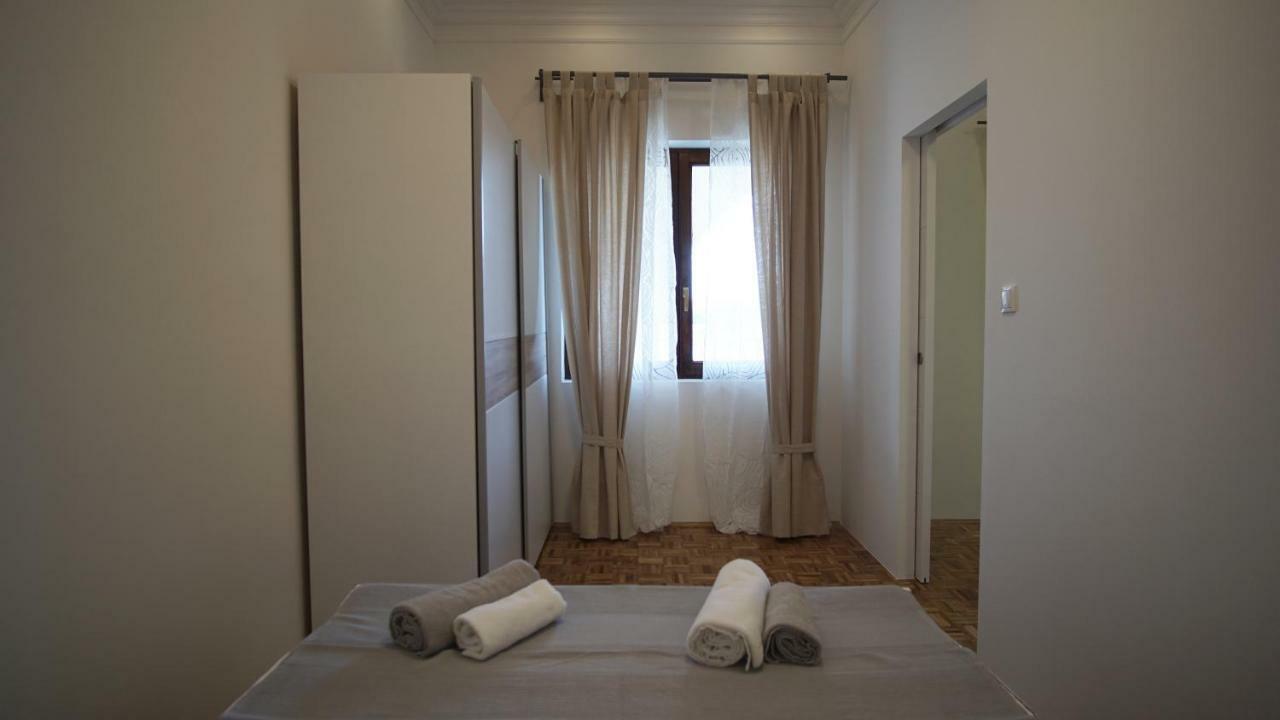 Apartmani Laura Trogir Kültér fotó