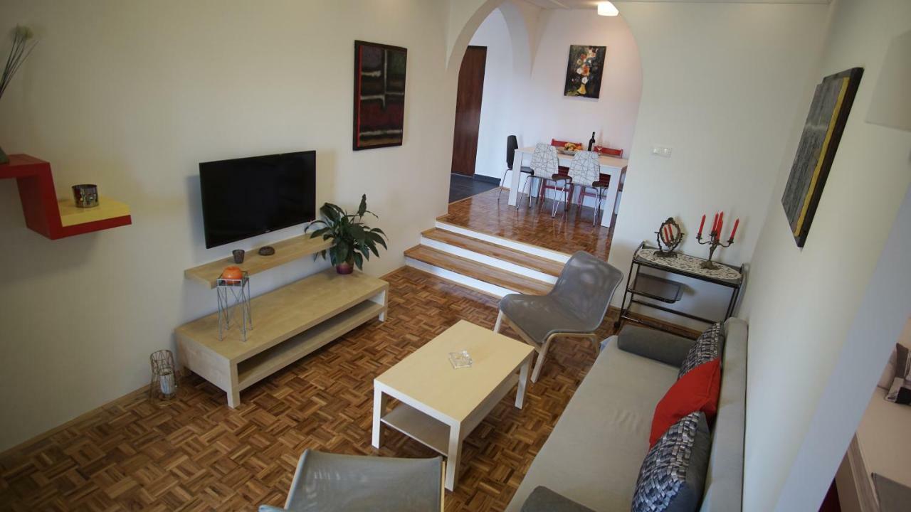 Apartmani Laura Trogir Kültér fotó
