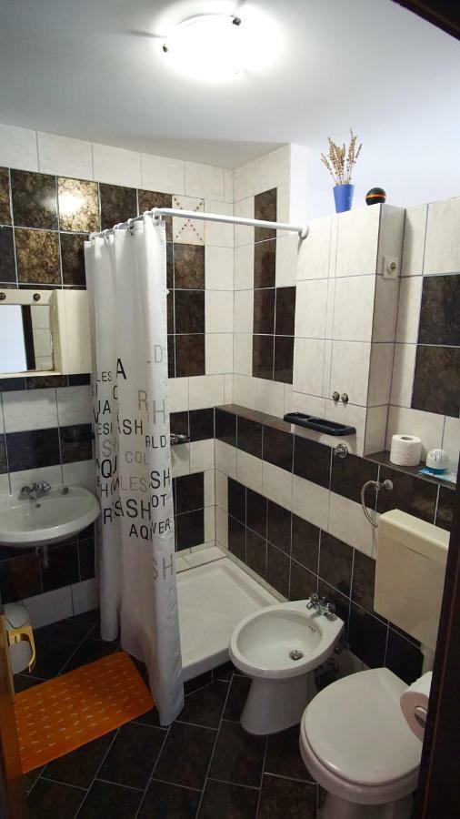 Apartmani Laura Trogir Kültér fotó