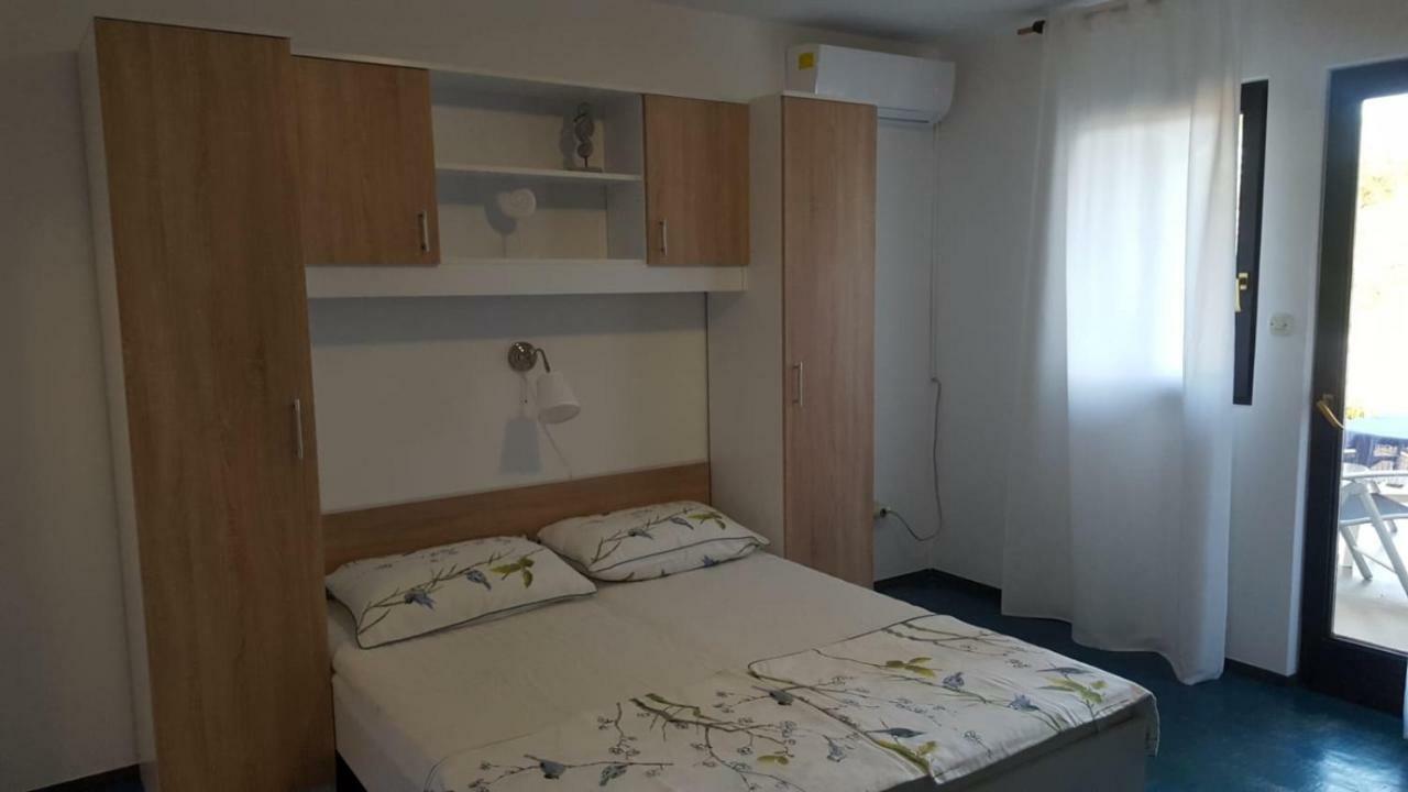 Apartmani Laura Trogir Kültér fotó