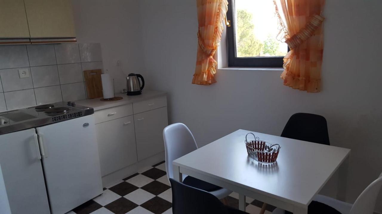 Apartmani Laura Trogir Kültér fotó